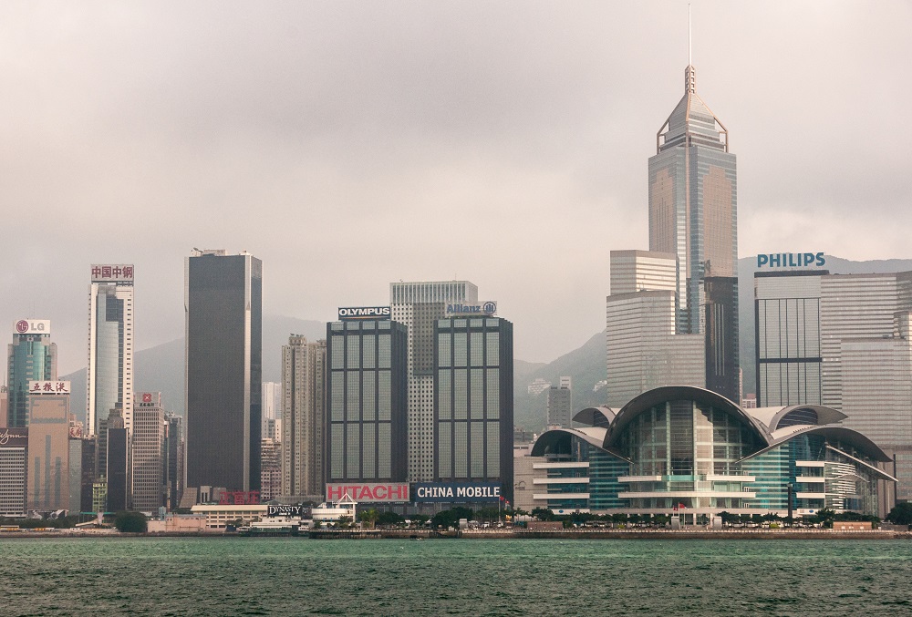 Panorama Hong Kongu z drapaczami chmur